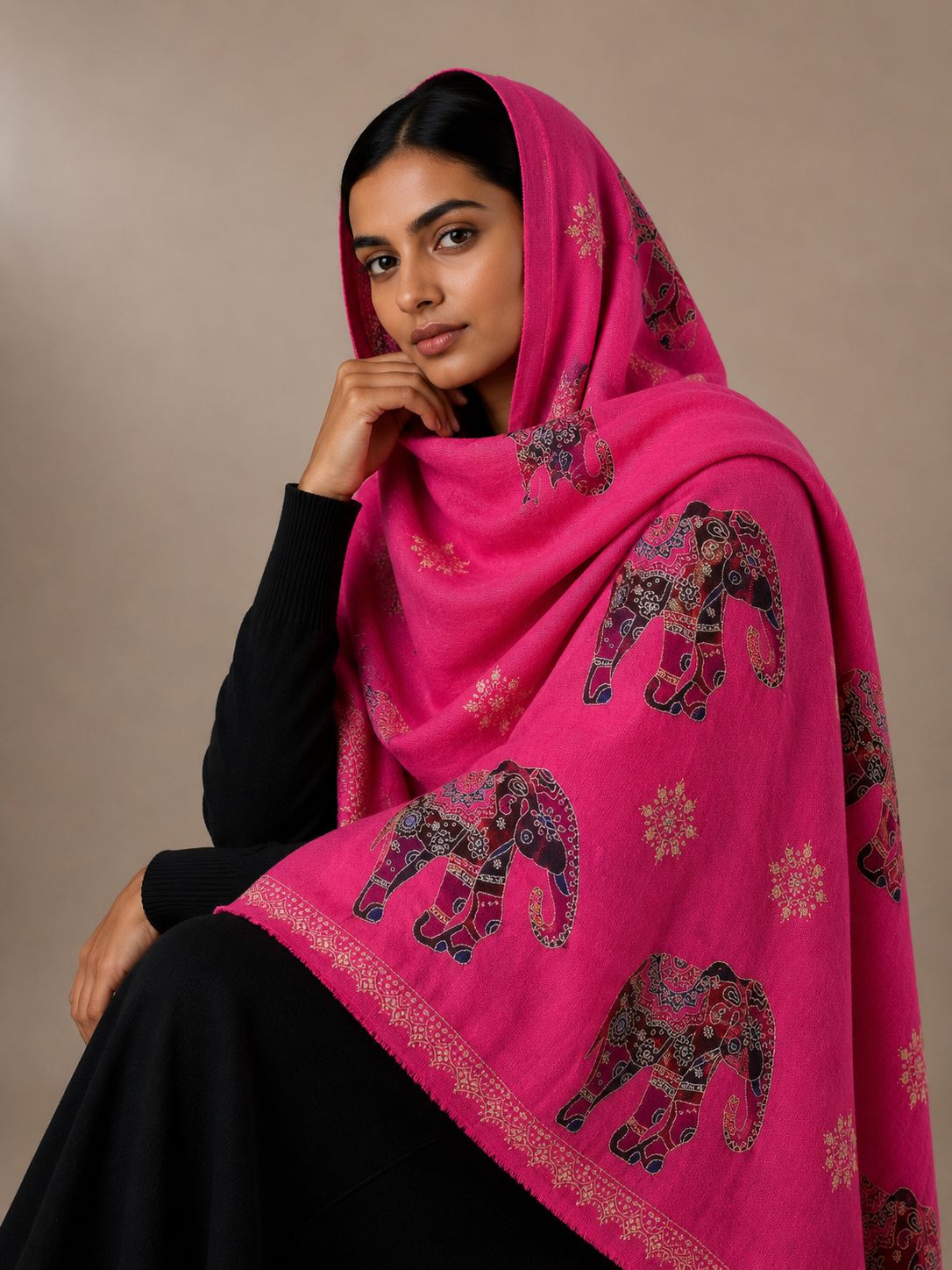 Pashmina Cashmere Bordada com Fio Metálico