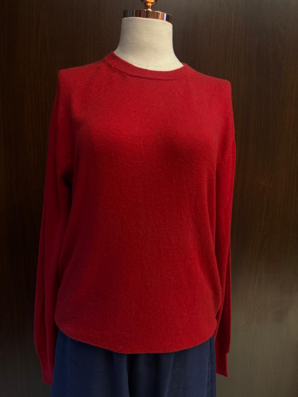 Suéter 100%lã de cashmere.gola redonda. Unissex. Tamanho único