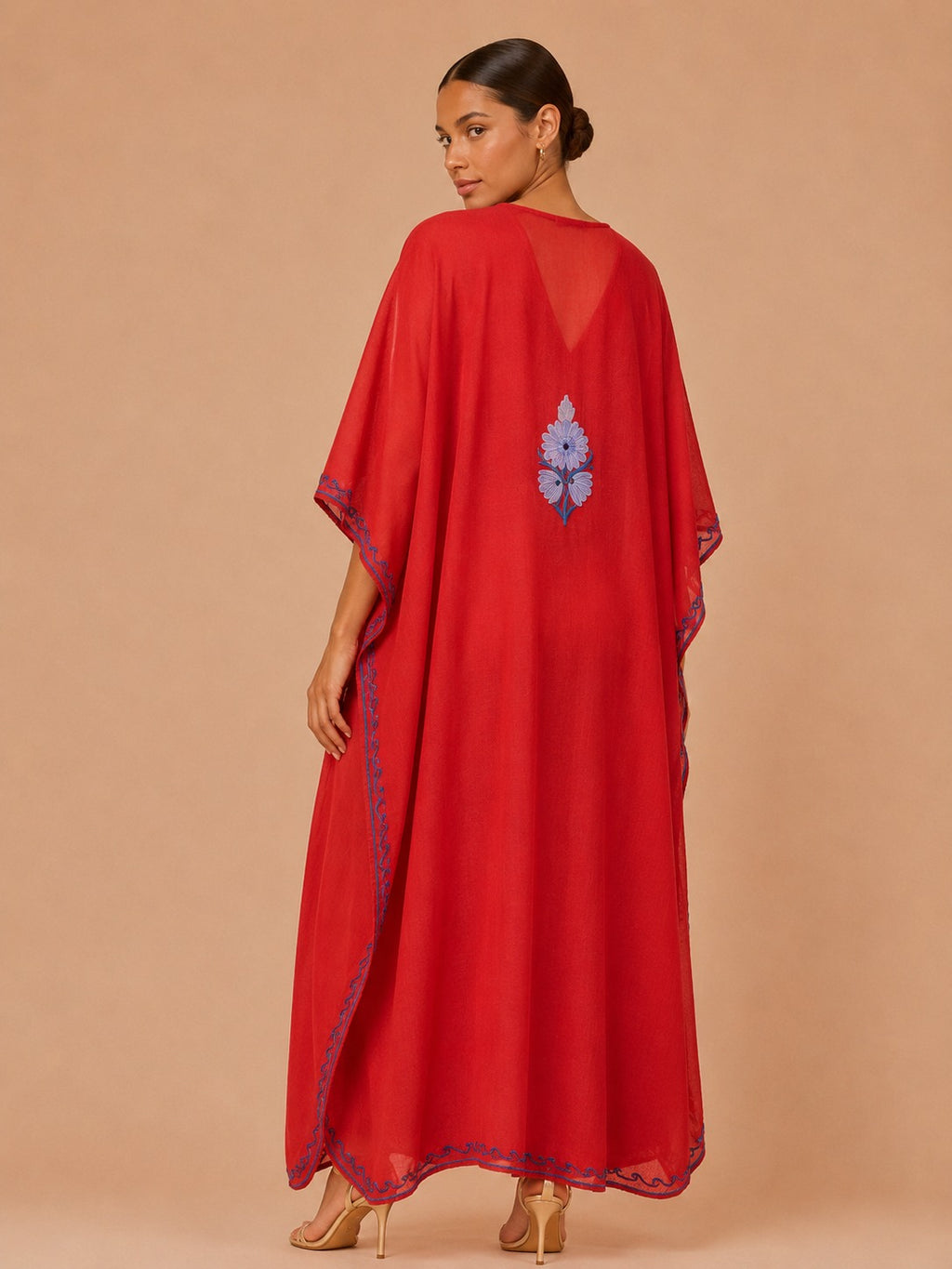 Kaftan Bordado – Vermelho Laranja Floral Azul