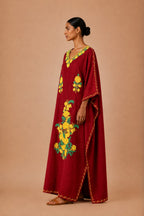 Kaftan Bordado – Vinho Floral Amarelo Turquesa