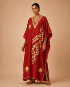 Kaftan Bordado – Vermelho Floral Amarelo Creme