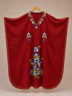 Kaftan Bordado – Vermelho Floral Roxo Azul