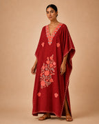 Kaftan Bordado – Vinho Buquê Rosa Coral Turquesa