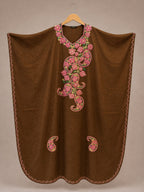 Kaftan Bordado – Marrom Paisley Coral