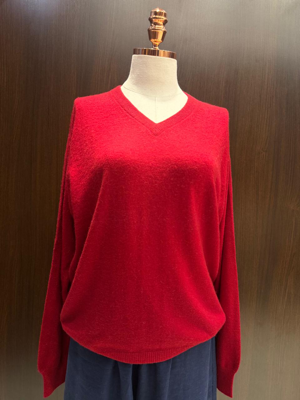Suéter 100%lã de cashmere.gola redonda. Unissex. Tamanho único