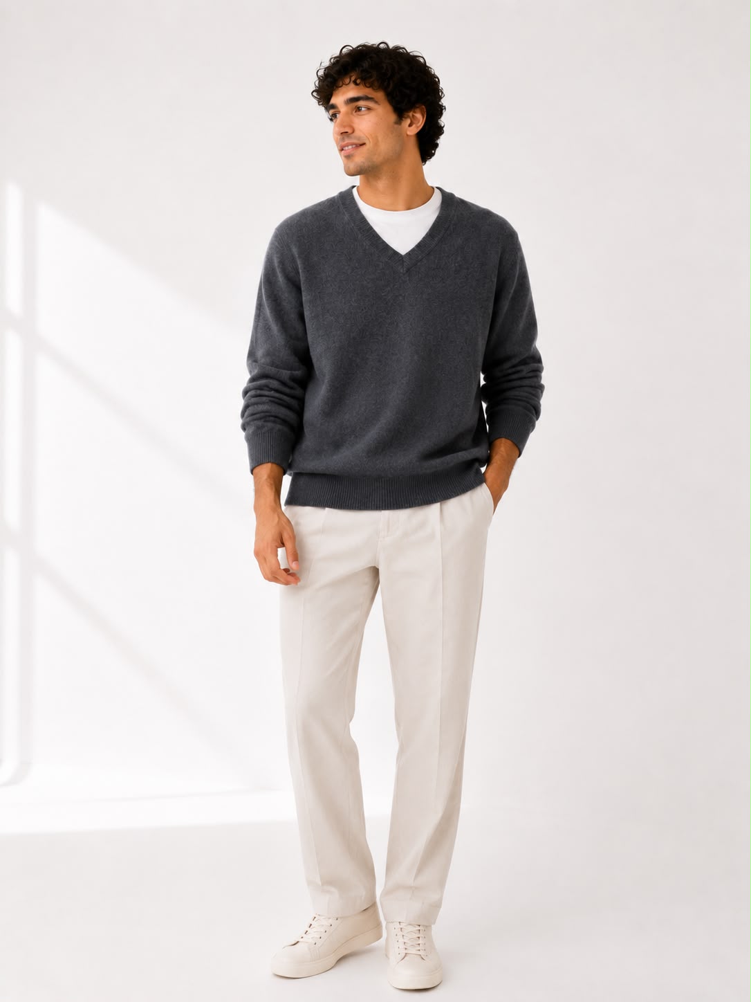 Suéter 100%lã de cashmere.gola redonda. Unissex. Tamanho único