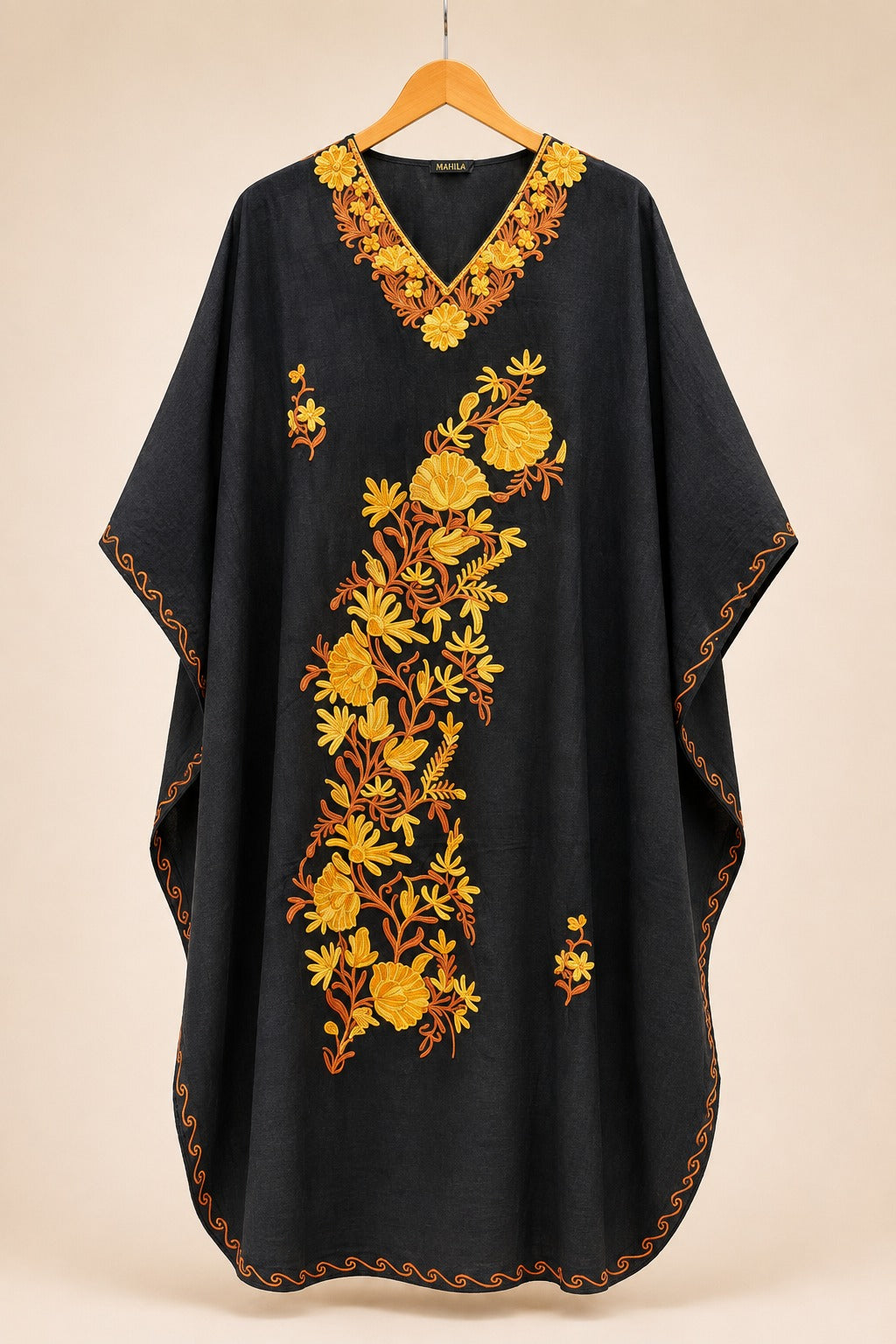 Kaftan Bordado – Preto Floral Dourado