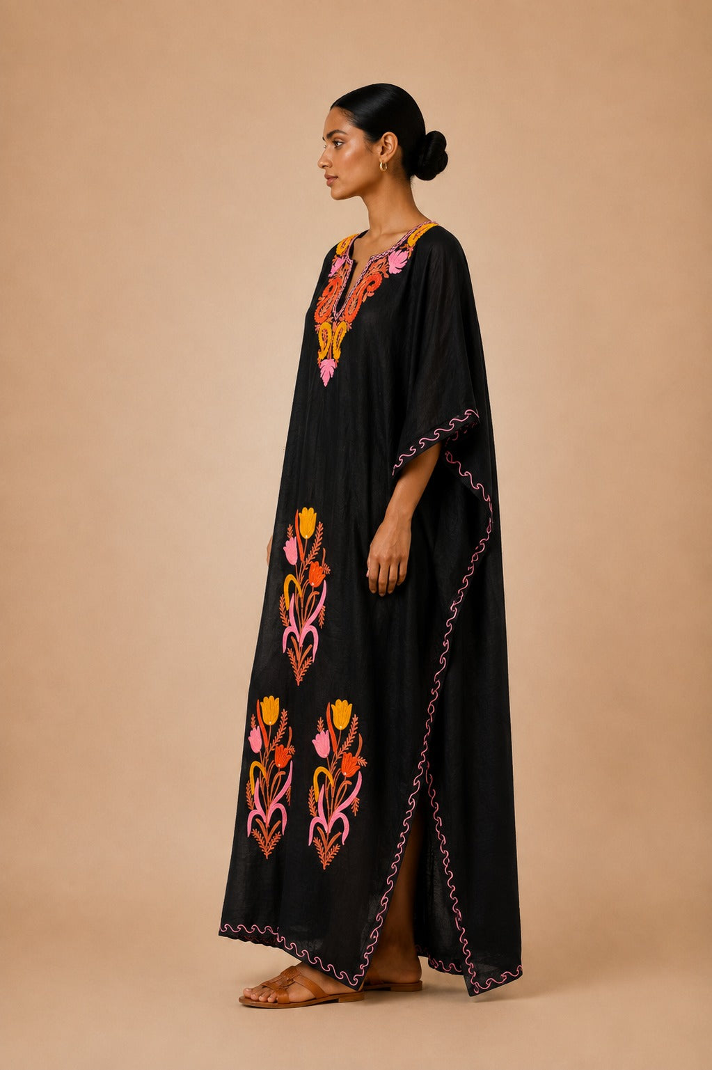 Kaftan Bordado – Preto Tulipa Paisley