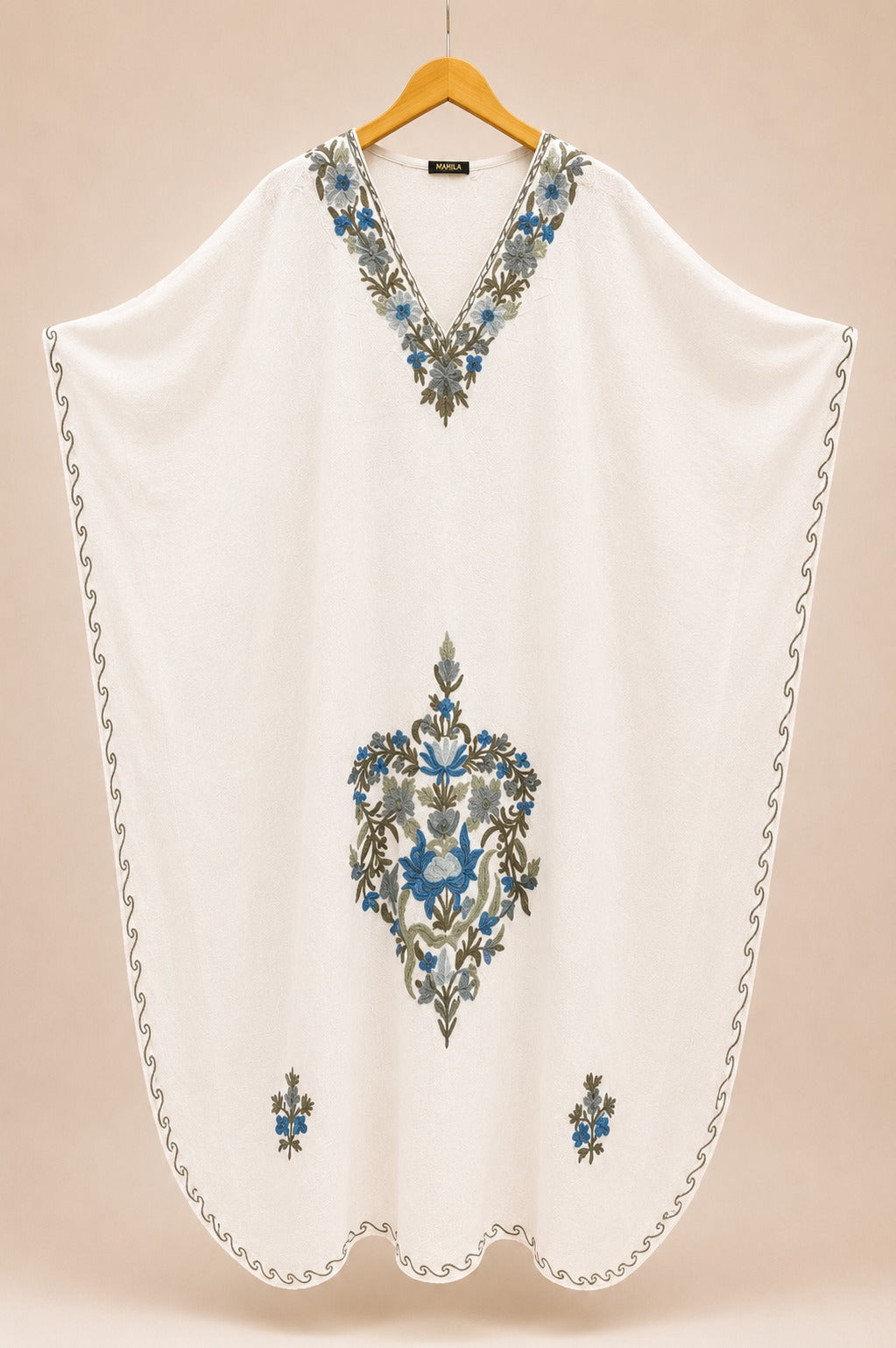 Kaftan Bordado – Branco Medalhão Azul Verde