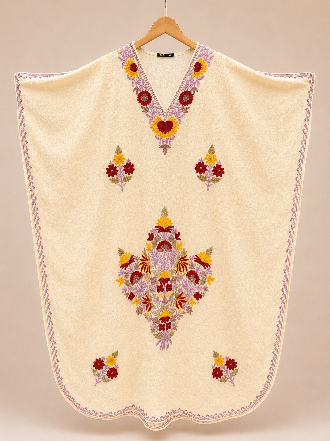 Kaftan Bordado – Amarelo Floral Roxo Diamante