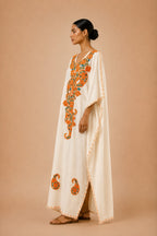 Kaftan Bordado – Creme Paisley Laranja Turquesa