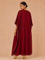 Kaftan Bordado – Vinho Floral Dourado Azul