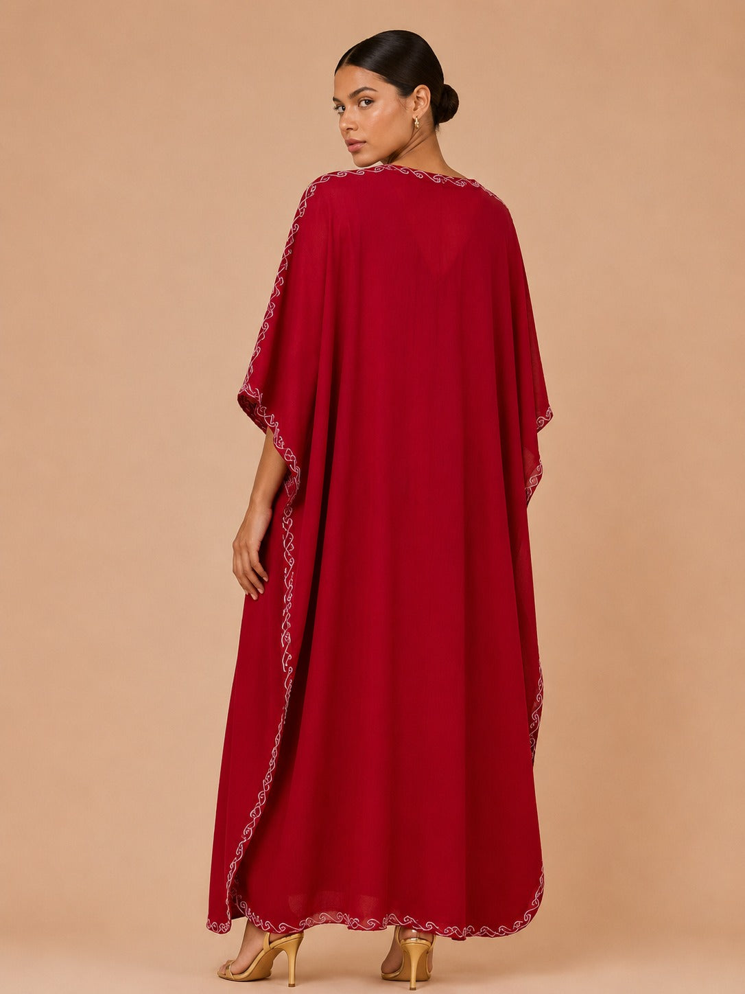 Kaftan Bordado – Vermelho Floral Rosa Marrom